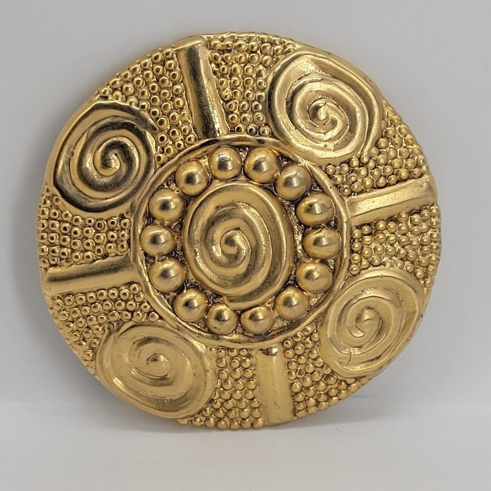 Vintage Signed PEARL 1990  Belt Buckle Round Gold Metal  Enamel